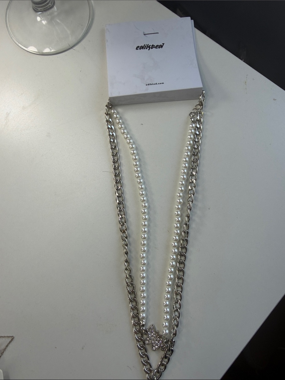 Elegant Pearl & Silver Chain Necklace with Crystal Accent
